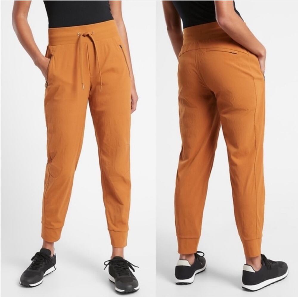 Athleta Pants Womens 26 Orange Tan Trekkie North Jogger Hiking Travel Athletic